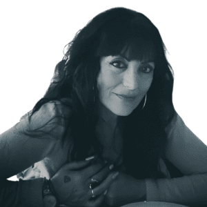 Sobre Madre Tierra 3 Yolanda Martínez Tolosa, co-fundadora de Madre Tierra Cartuja y experta en alineación de Chakras